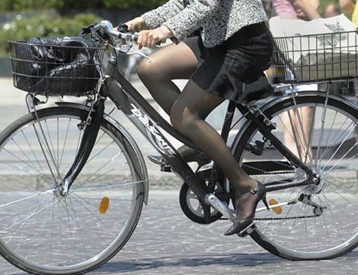 Boom del bike-shopping: 1 italiano su 3 usa la bici per fare la spesa
