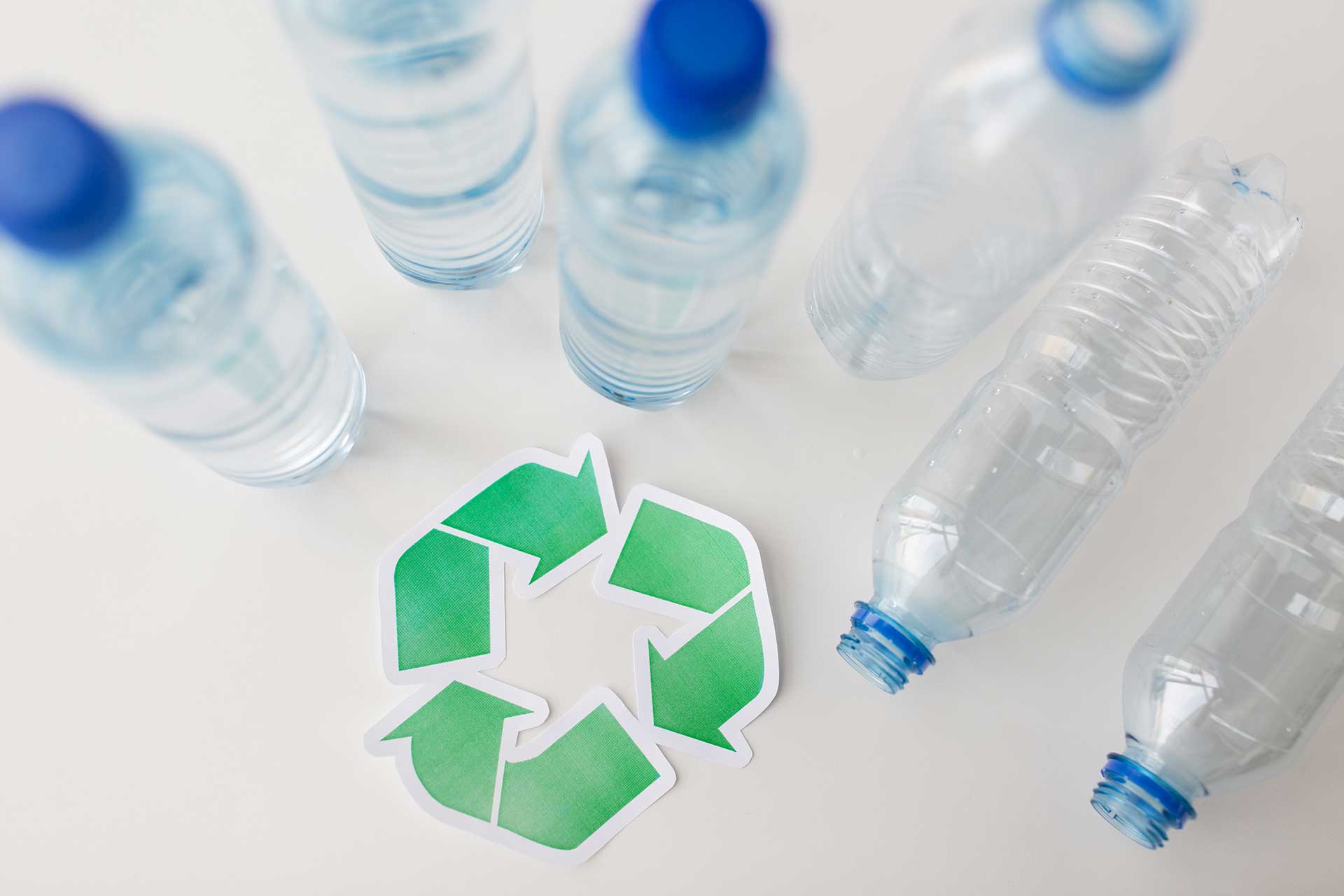 Giornata Mondiale dell’Ambiente: la plastica è davvero nemica del pianeta?