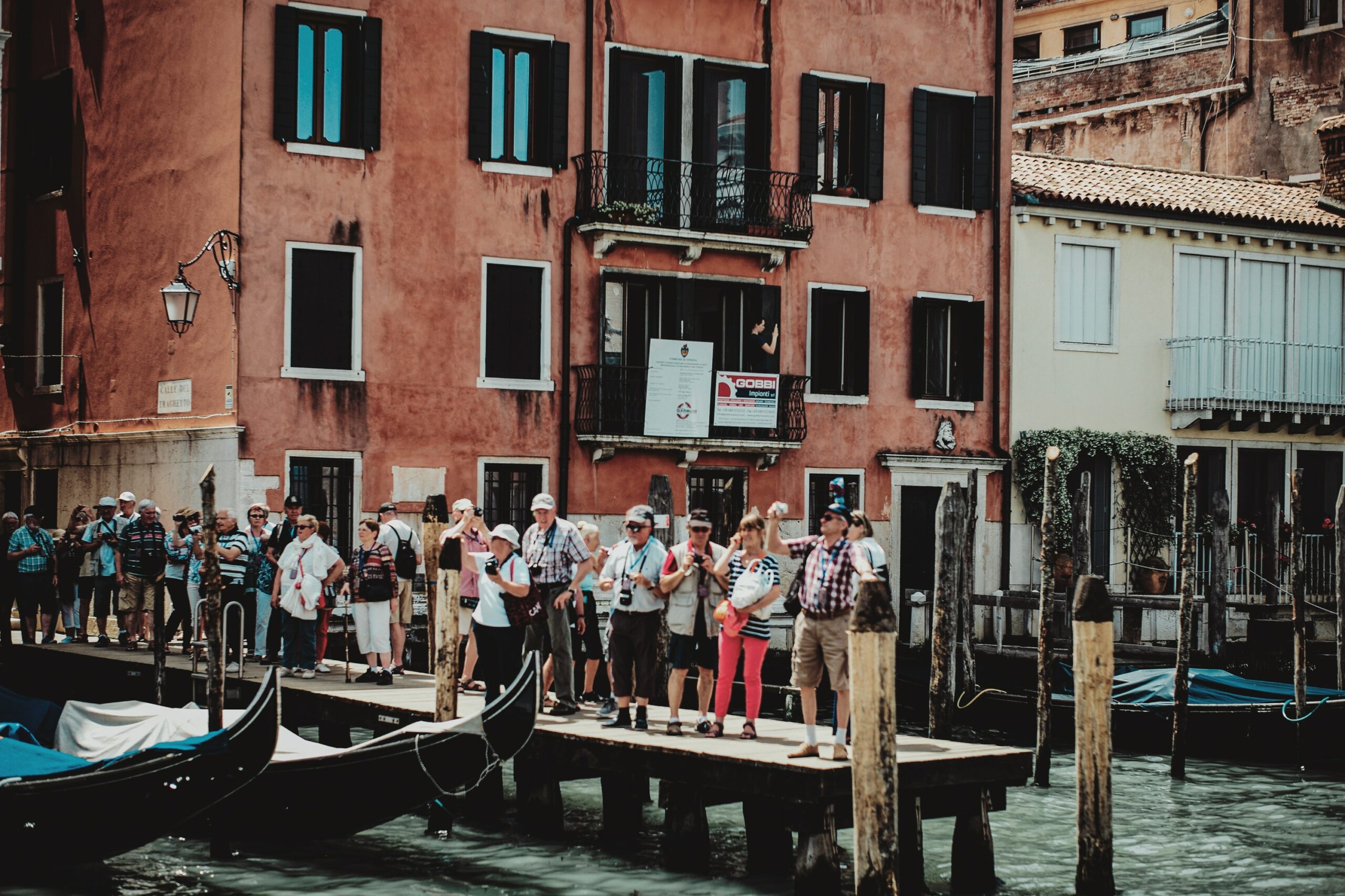 Le ultime soluzioni per limitare l’impatto dell’overtourism in Italia