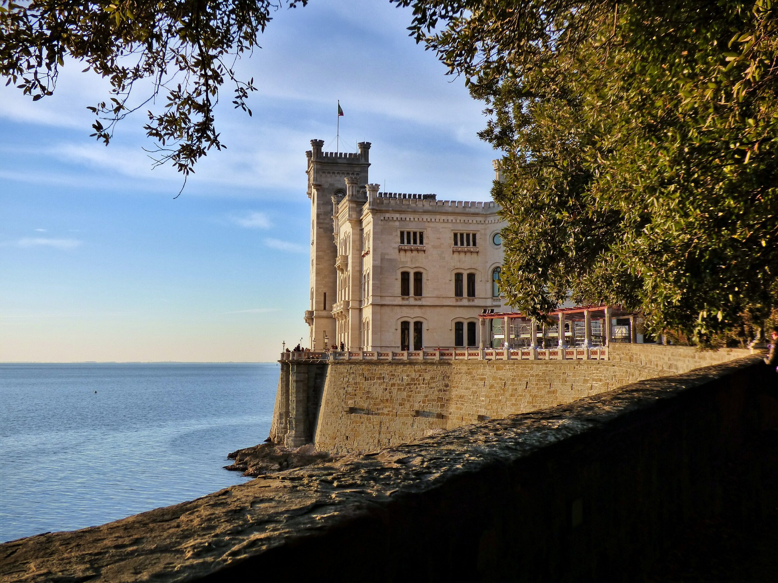 Innamorarsi di Trieste a fine agosto: viaggio nella città più multiculturale d’Italia