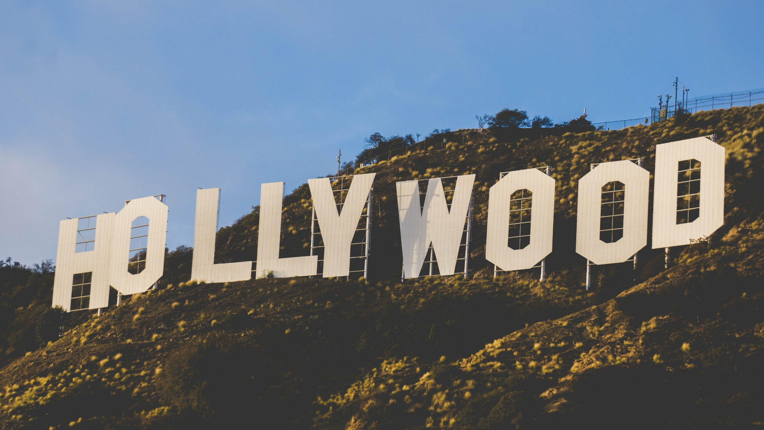 Hollywood: attori e sceneggiatori in sciopero da più di 100 giorni