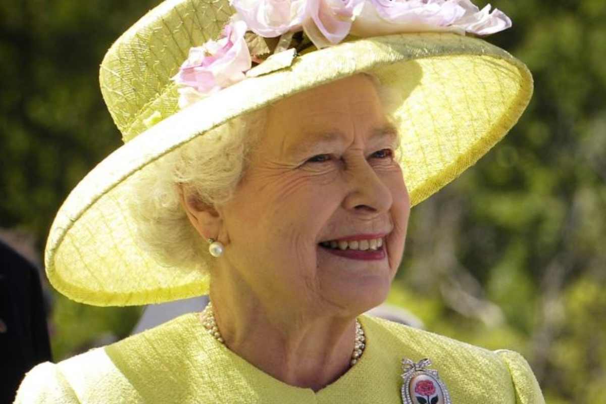 Un anno senza la regina Elisabetta II: il ricordo di una leader mondiale nel suo anniversario
