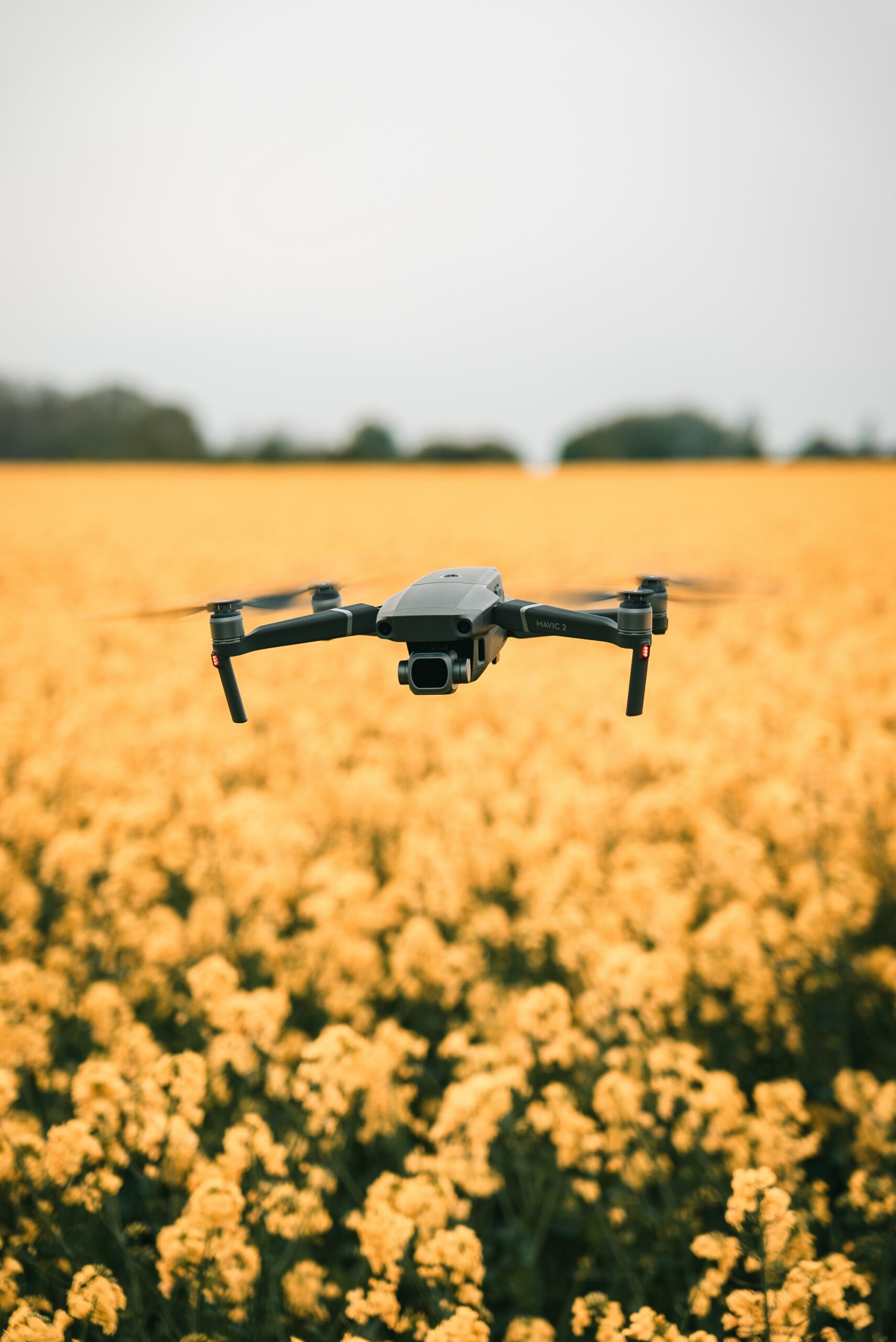 Il drone con fotocamera: uso non solo militare, ma anche ricreativo e civile