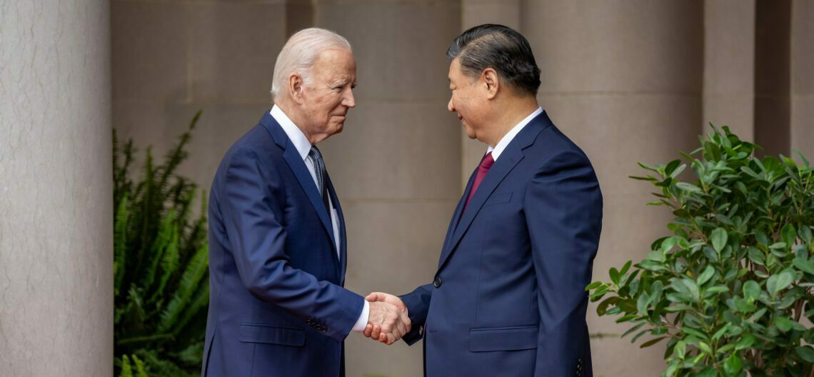 Xi Jinping incontra Biden per ristabilire i contatti tra Cina e Usa