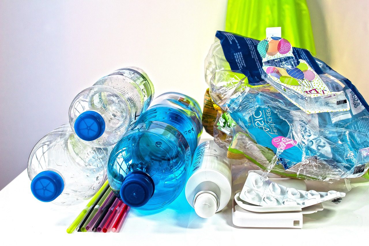 Inquinamento da plastica: 5 progetti innovativi per affrontare il problema