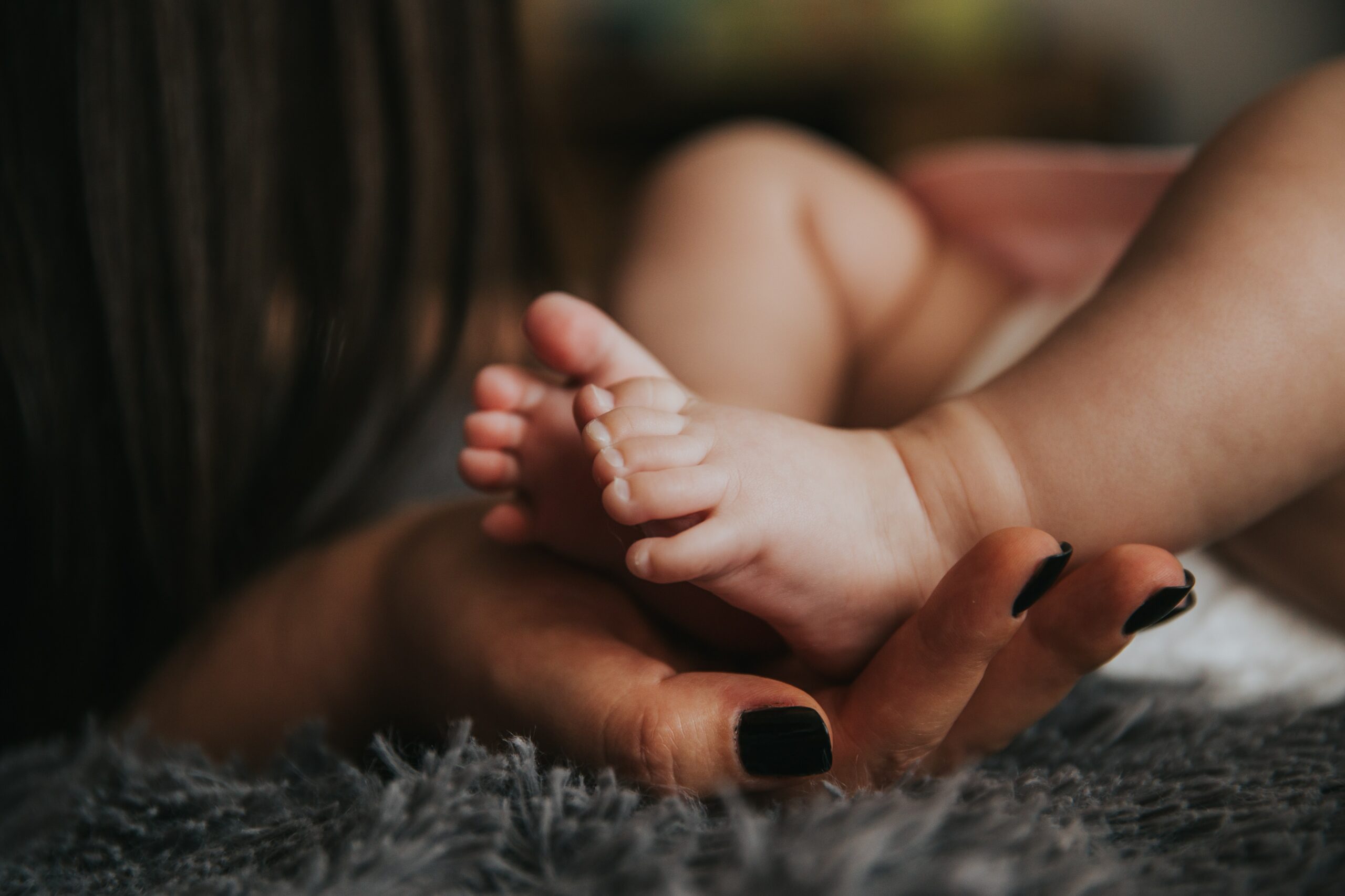 Essere madre oggi: dal baby blues alla teoria del “good enough”