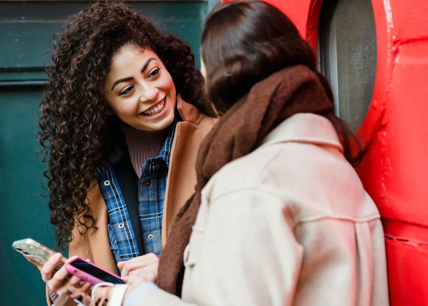 Come il Mi piace condiziona l’umore: strategie per superare la dipendenza