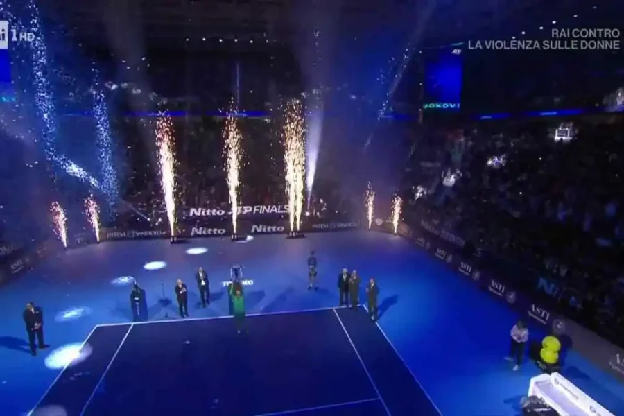 Tennis italiano.jpg Sinner solleva la coppa delle ATP finals 2024 Torino