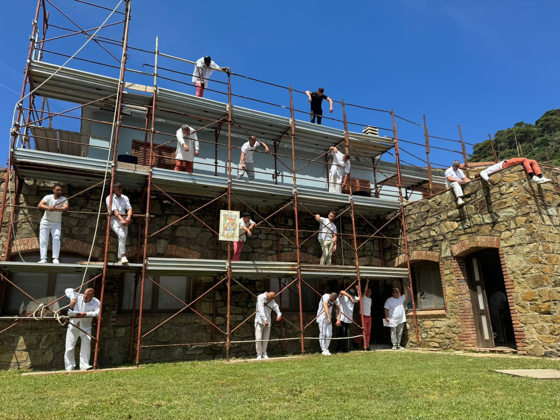 Gorgona: quando il carcere diventa palcoscenico e la cultura diventa rinascita