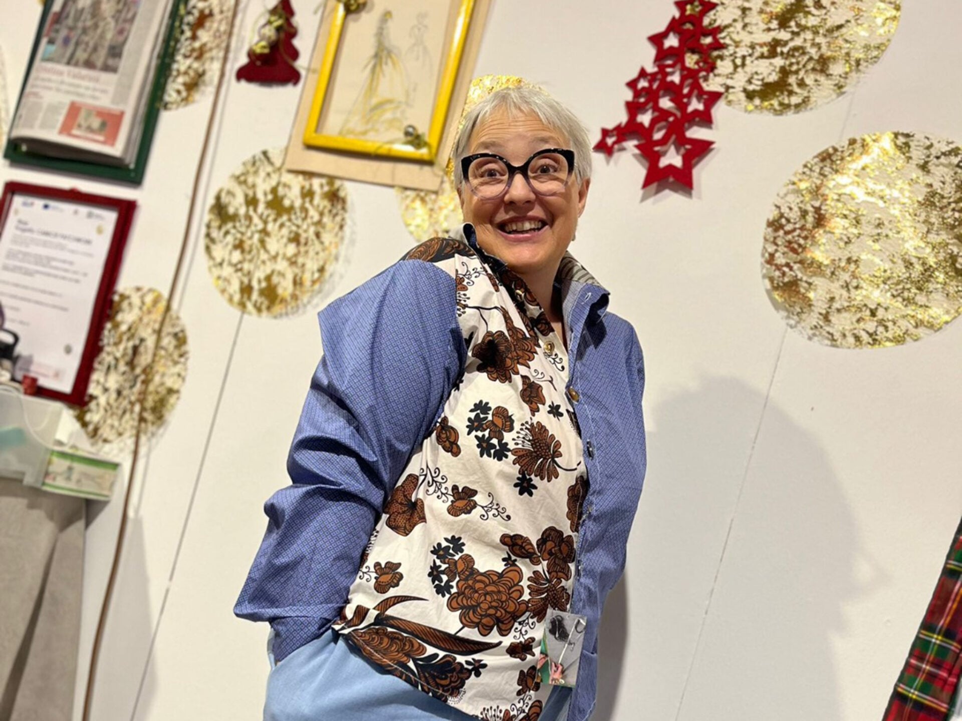 Cambiare vita a 40 anni: la storia di Cristina, da perito elettronico ad artigiana della moda